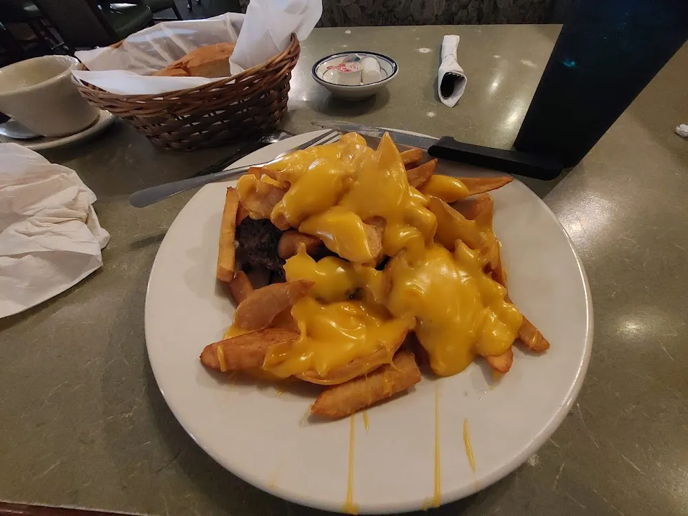 Horseshoe There's a Burger Patty Under All That Cheese